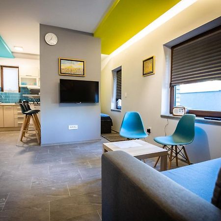 Gray Brick Apartment Subotica Ngoại thất bức ảnh