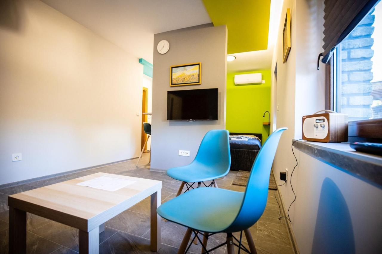 Gray Brick Apartment Subotica Ngoại thất bức ảnh