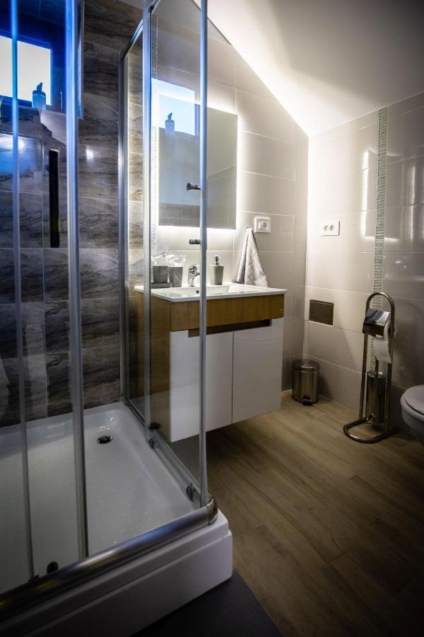 Gray Brick Apartment Subotica Ngoại thất bức ảnh