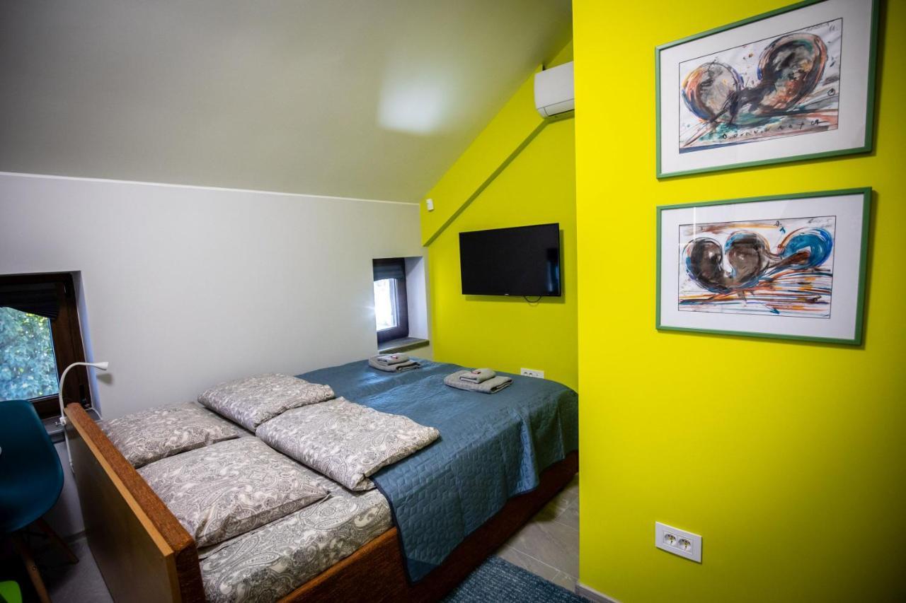 Gray Brick Apartment Subotica Ngoại thất bức ảnh