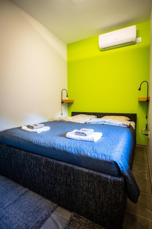 Gray Brick Apartment Subotica Ngoại thất bức ảnh