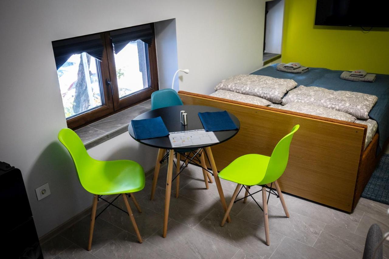 Gray Brick Apartment Subotica Ngoại thất bức ảnh